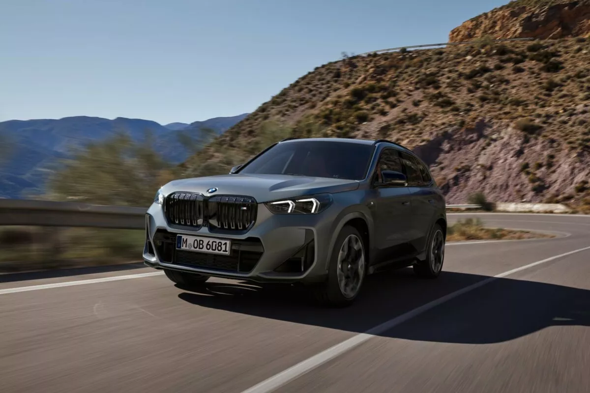 Außenansicht des BMW X1 M35i xDrive 